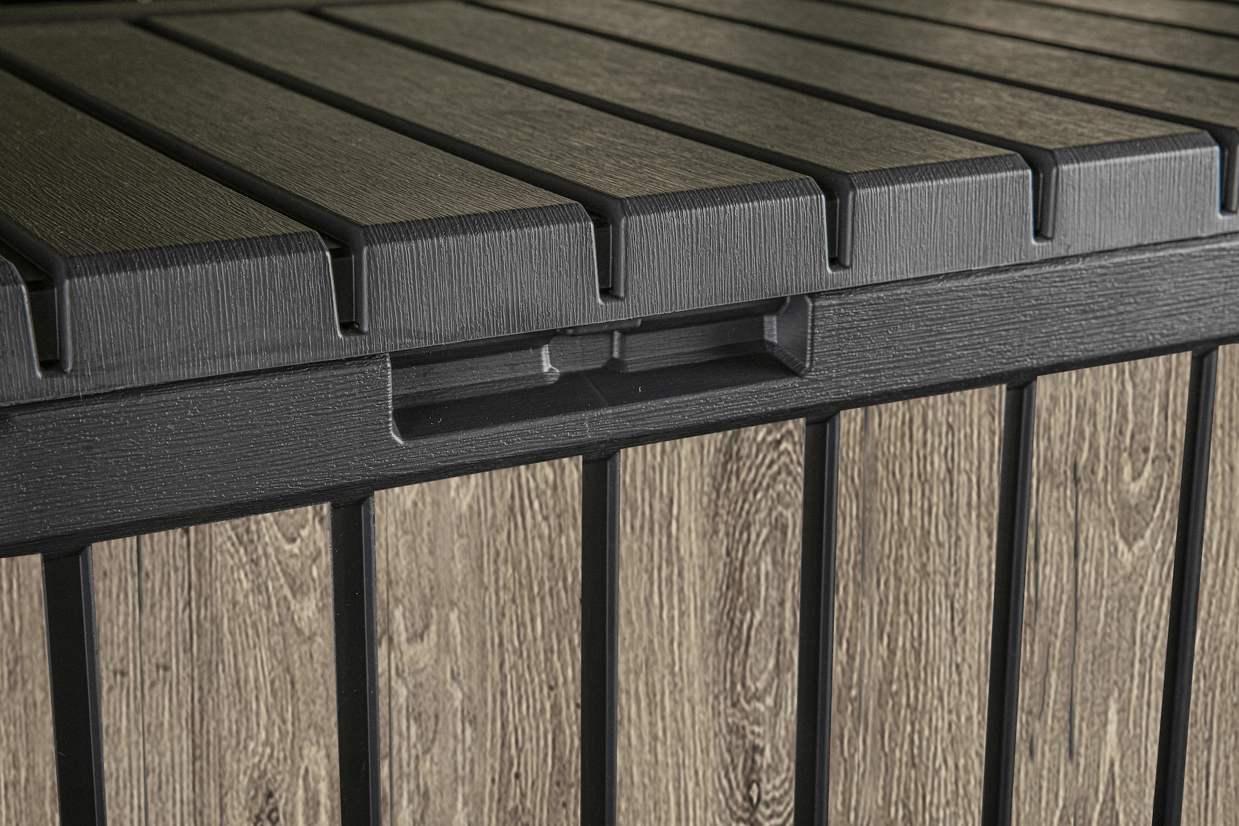 Keter Kentwood 190L Storage Box- Ashwood Look - Image 4