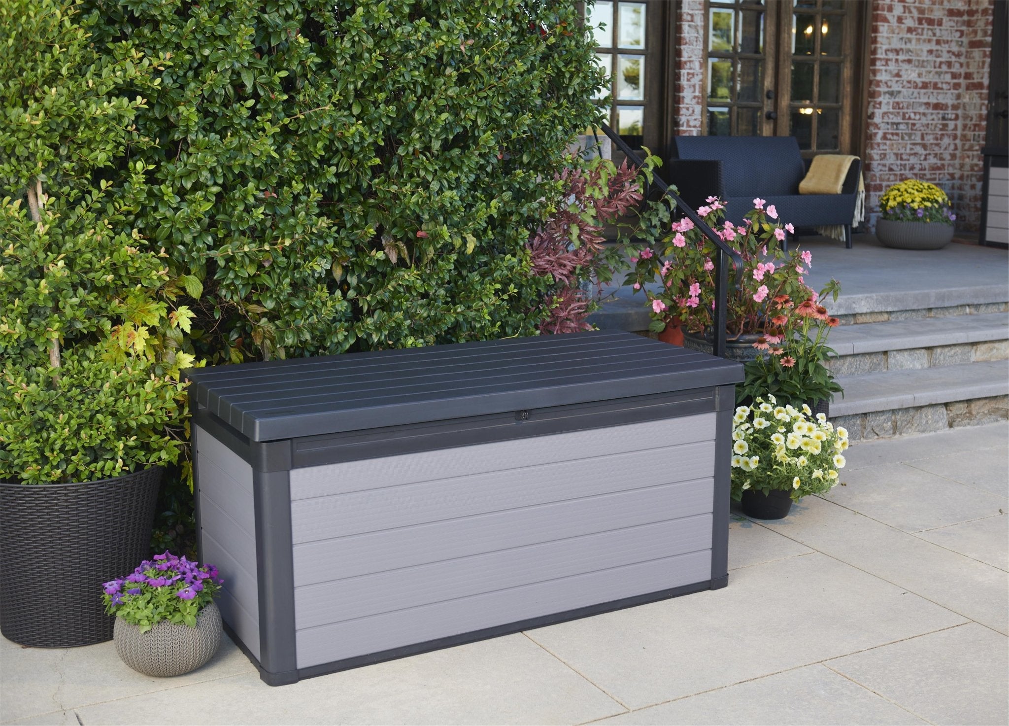 Keter Premier 570L Storage Box - Grey - Image 9
