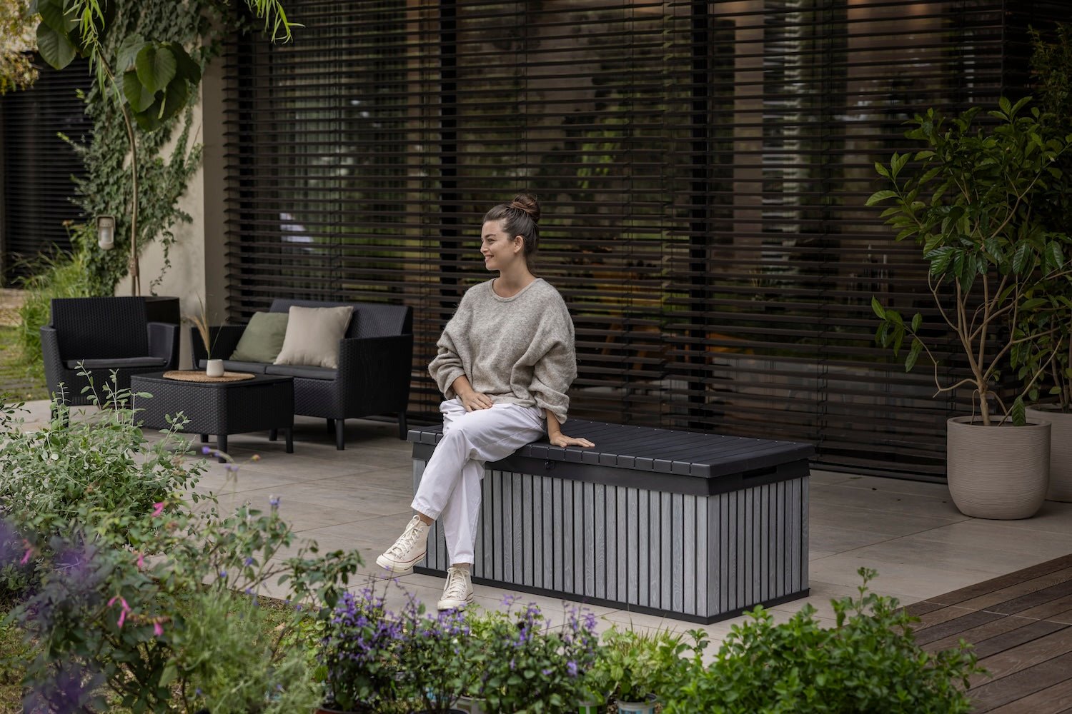Keter Signature 380L Storage Box - Venetian Grey - Image 5